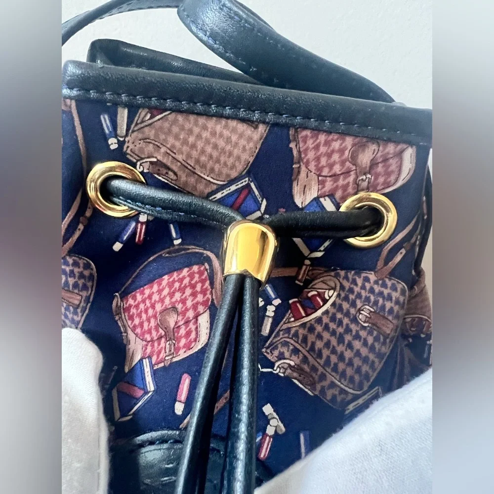 Longchamp crossbody bucket bag, Like New